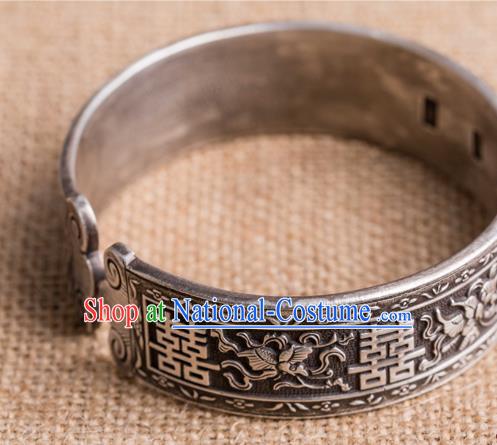 China National Wedding Silver Bracelet Jewelry Traditional Handmade Carving Butterfly Bangle Accessories