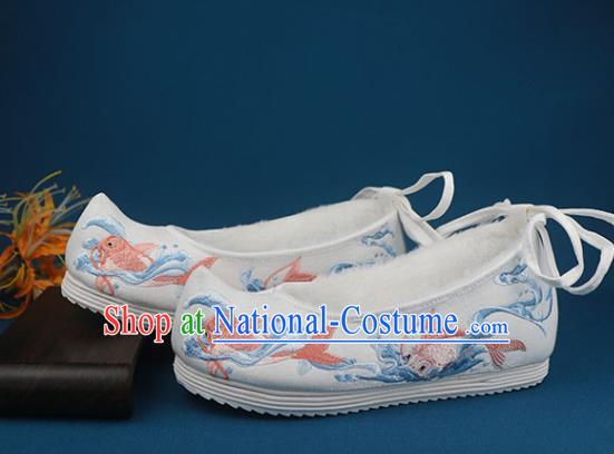 China National Winter Shoes Embroidered White Cloth Shoes Handmade Traditional Shoes