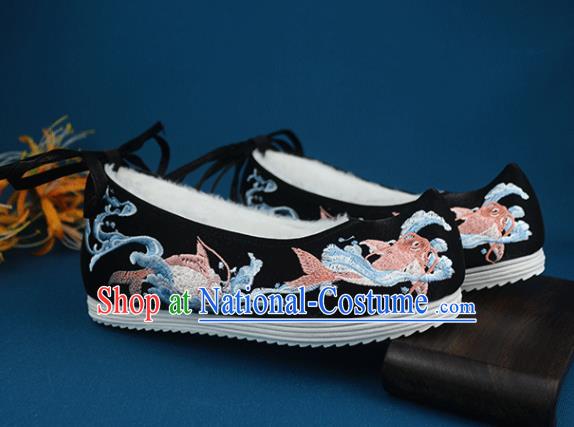 China Handmade Traditional Shoes National Winter Shoes Embroidered Fishes Black Cloth Shoes