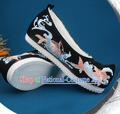 China Handmade Traditional Shoes National Winter Shoes Embroidered Fishes Black Cloth Shoes