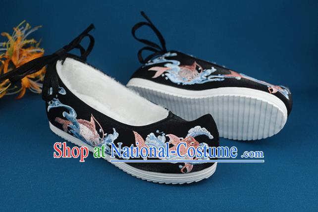 China Handmade Traditional Shoes National Winter Shoes Embroidered Fishes Black Cloth Shoes