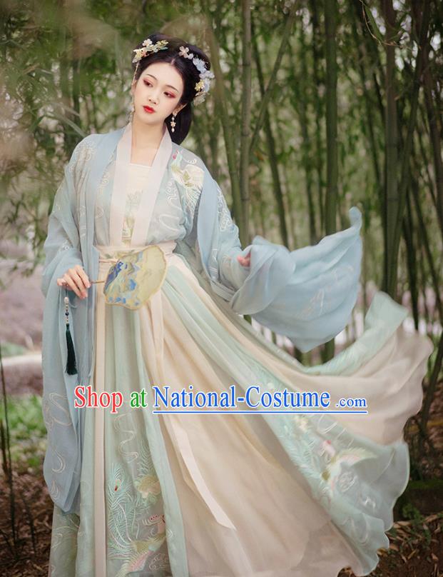 China Traditional Embroidered Hanfu Clothing Ancient Jin Dynasty Princess Costumes