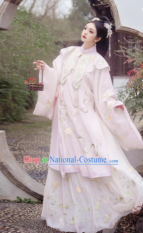 China Ancient Ming Dynasty Patrician Female Costumes Traditional Hanfu Apparels Court Embroidered Clothing