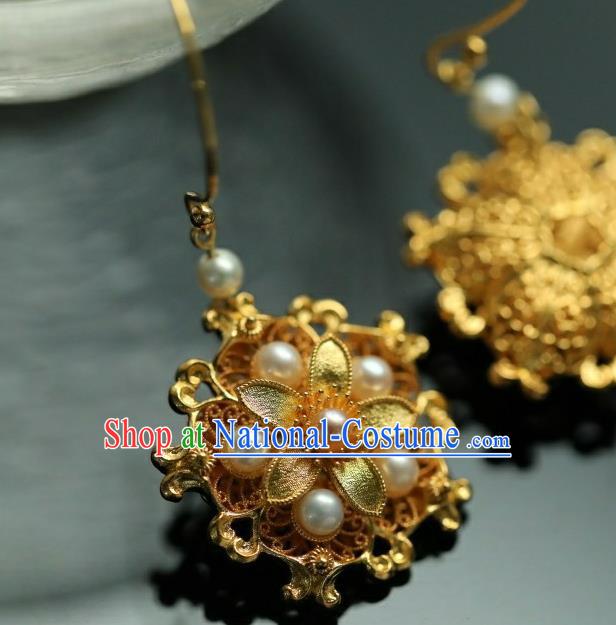 Chinese Ancient Empress Golden Flower Ear Jewelry Traditional Ming Dynasty Pearls Earrings Accessories