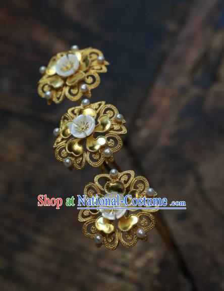 Chinese Ancient Tang Dynasty Golden Hair Stick Handmade Hair Accessories Traditional Shell Plum Blossom Hairpin