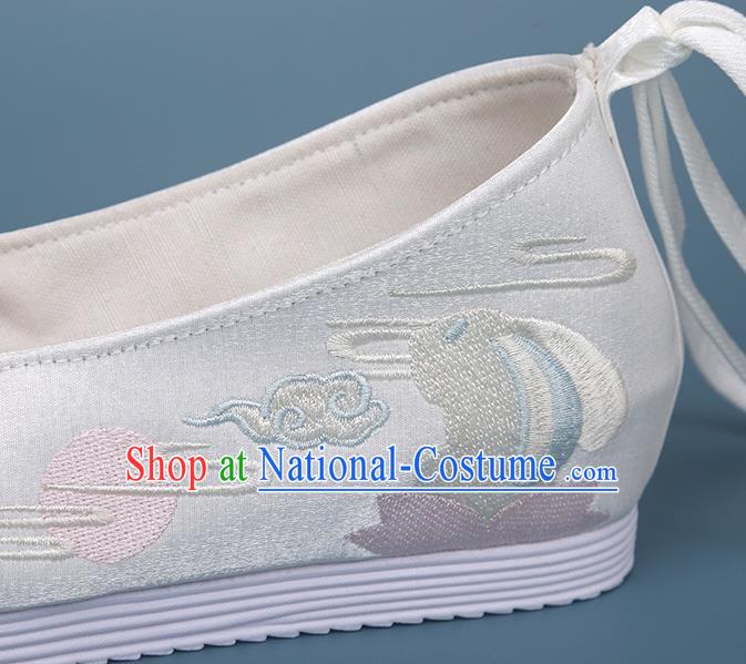 China Hanfu Bow Shoes Traditional Shoes Handmade National White Satin Shoes Embroidered Moon Rabbit Shoes