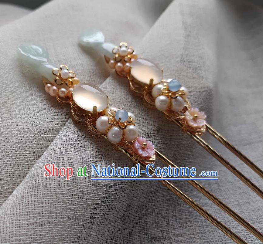 Chinese Handmade White Chalcedony Hairpin Traditional Ming Dynasty Princess Pearls Hair Stick