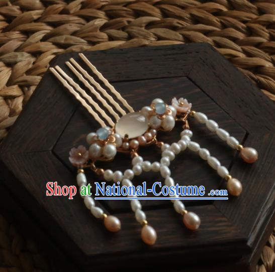 Chinese Handmade Chalcedony Hairpin Traditional Ming Dynasty Princess Pearls Tassel Hair Comb