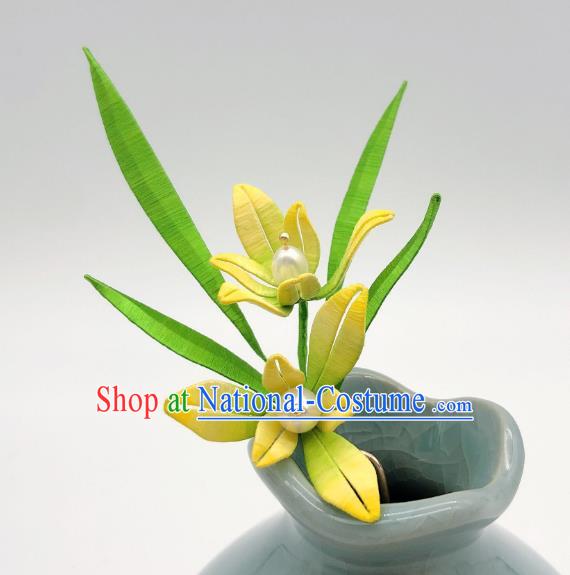 Chinese Traditional Song Dynasty Princess Hair Stick Handmade Silk Orchids Hairpin