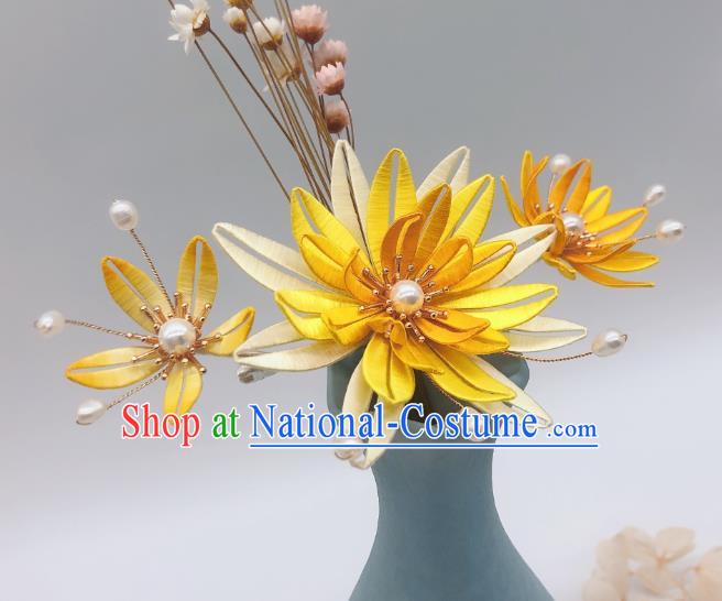 Chinese Handmade Yellow Silk Epiphyllum Hairpin Traditional Ming Dynasty Palace Lady Hair Stick