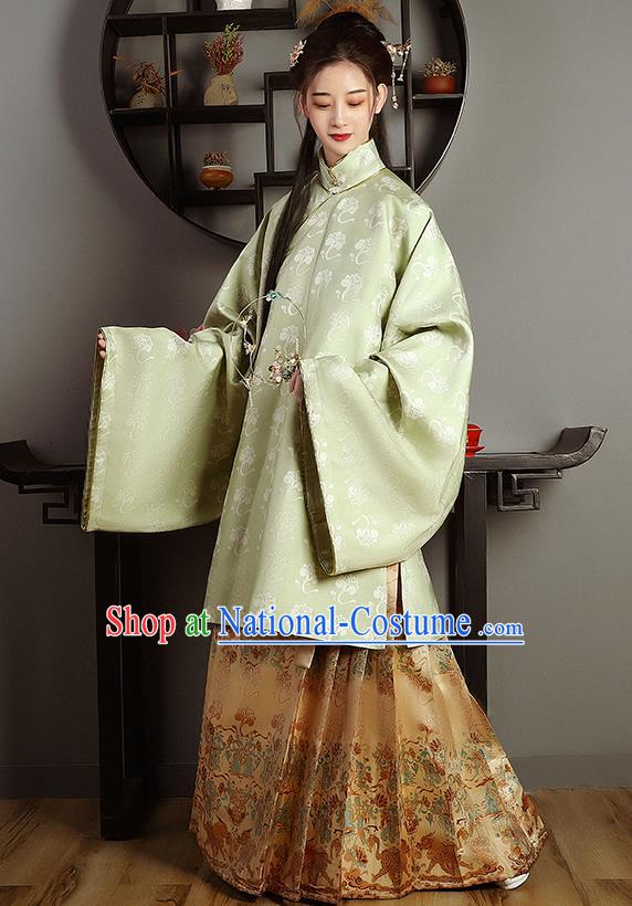 China Ancient Patrician Beauty Hanfu Dress Garment Traditional Ming Dynasty Aristocratic Lady Historical Costumes