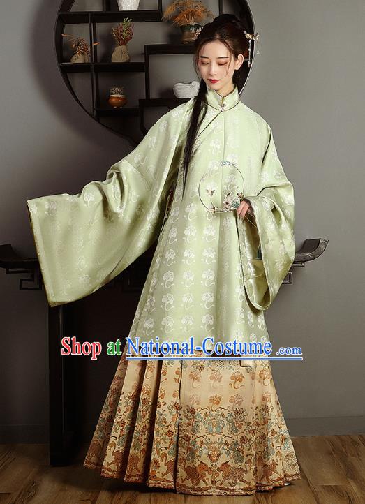 China Ancient Patrician Beauty Hanfu Dress Garment Traditional Ming Dynasty Aristocratic Lady Historical Costumes