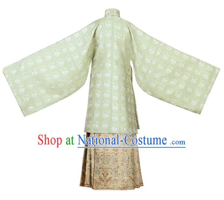 China Ancient Patrician Beauty Hanfu Dress Garment Traditional Ming Dynasty Aristocratic Lady Historical Costumes