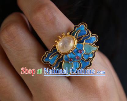 China Handmade Blueing Butterfly Ring Jewelry Traditional Qing Dynasty Chalcedony Circlet Accessories