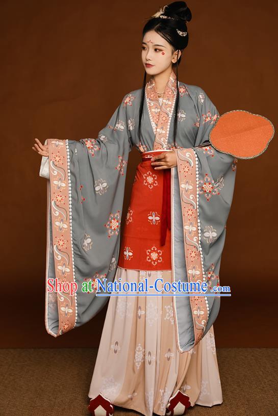 China Ancient Court Beauty Dress Garment Traditional Southern and Northern Dynasties Historical Hanfu Clothing