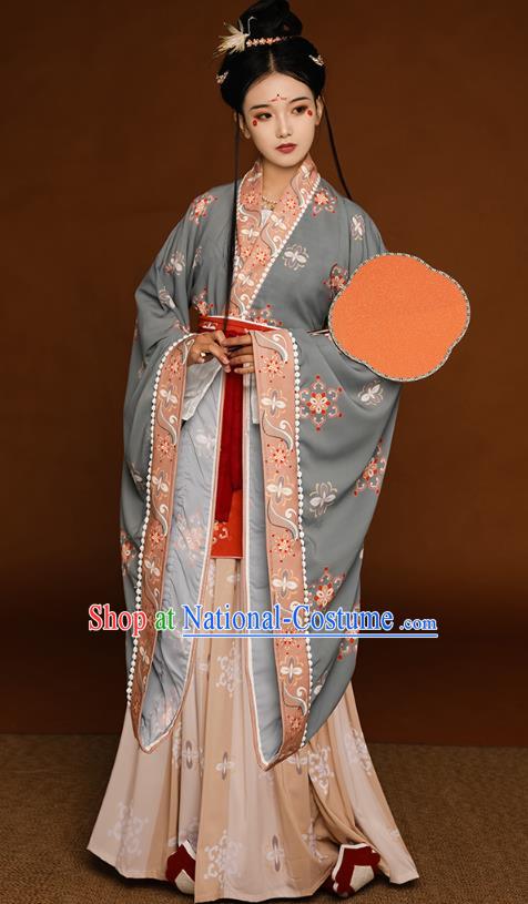 China Ancient Court Beauty Dress Garment Traditional Southern and Northern Dynasties Historical Hanfu Clothing