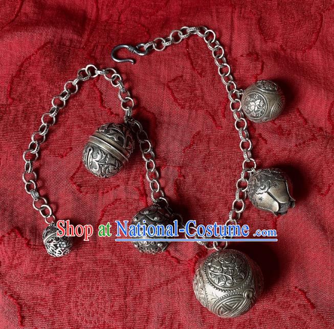 Handmade Chinese National Necklace Ethnic Silver Necklet Accessories