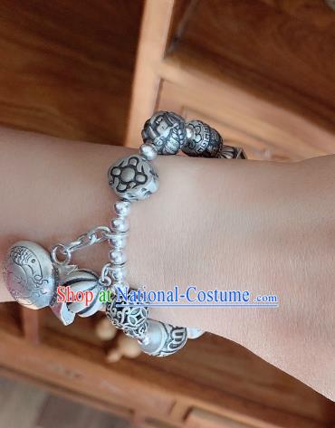 Handmade Chinese National Bracelet Ethnic Silver Carving Fish Bangle Wristlet Accessories