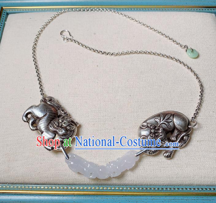 Handmade Chinese Silver Necklet Accessories National White Jade Necklace