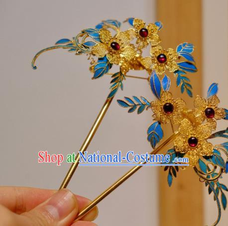 Chinese Traditional Hair Jewelry Ancient Ming Dynasty Empress Hairpin Filigree Flowers Hair Stick