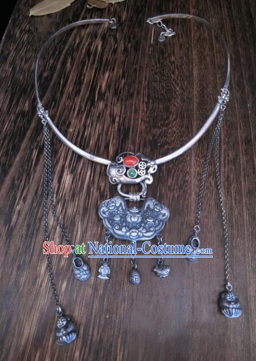 Handmade Chinese Wedding Agate Necklace Accessories National Silver Carving Necklet Pendant