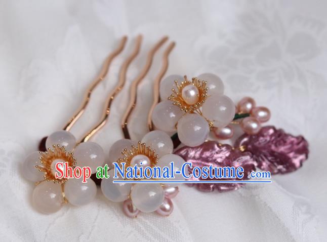 China Classical Hanfu Pearls Hairpin Traditional Ming Dynasty Princess Plum Hair Comb