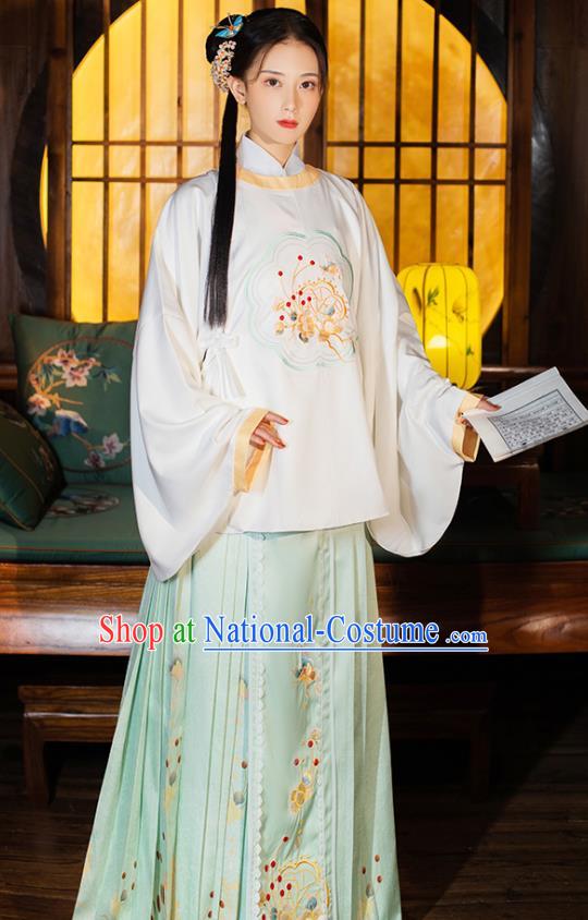 China Traditional Ming Dynasty Young Woman Historical Costumes Ancient Country Lady Hanfu Dress Clothing