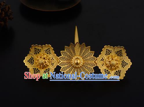 China Ancient Empress Hairpin Handmade Traditional Ming Dynasty Golden Chrysanthemum Hair Stick