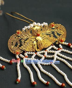 China Ancient Palace Woman Golden Phoenix Hairpin Handmade Traditional Ming Dynasty Pearls Tassel Step Shake