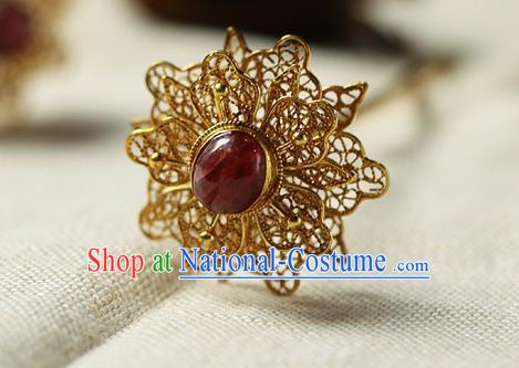 China Ancient Empress Ruby Hair Jewelry Traditional Song Dynasty Palace Filigree Hairpin