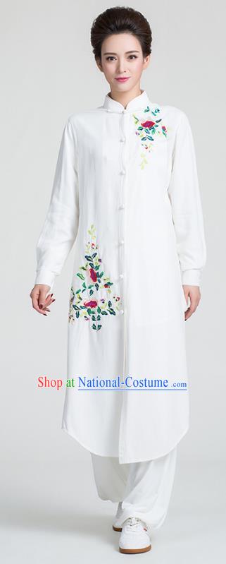 China Traditional Kung Fu Embroidered White Flax Dust Coat Tai Chi Training Clothing