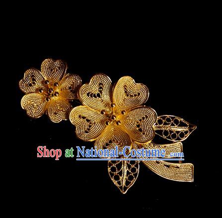 Handmade Chinese Wedding Cheongsam Breastpin Jewelry Traditional Golden Flowers Brooch Accessories