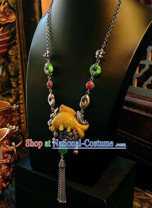 China Traditional Yellow Jade Carp Necklace Accessories Handmade Silver Tassel Necklet Pendant