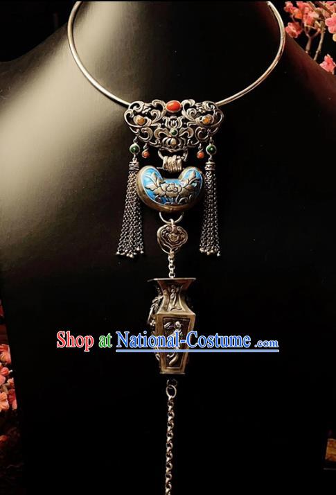 China Traditional Silver Necklace Accessories Handmade Wedding Blueing Longevity Lock Pendant