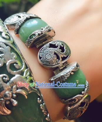 China Traditional Aventurine Bracelet Accessories Handmade National Silver Carving Bangle