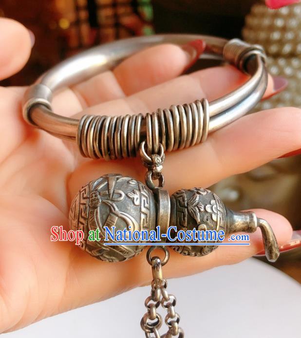 Handmade Chinese Bracelet Accessories Traditional Culture Jewelry National Silver Gourd Pendant Bangle