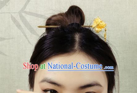 China Handmade Golden Lotus Tassel Hairpin Traditional Cheongsam Hair Accessories