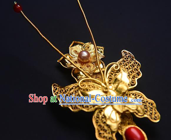 China Traditional Hair Jewelry Ming Dynasty Filigree Butterfly Hairpin Ancient Empress Golden Hair Stick