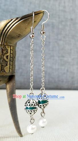 Chinese Classical Han Dynasty Palace Lady Ear Accessories Ancient Imperial Consort Silver Earrings