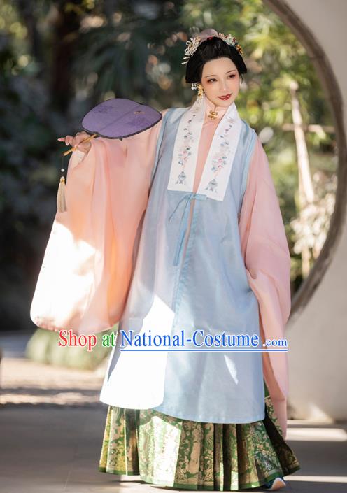 China Ming Dynasty Imperial Consort Historical Clothing Ancient Court Beauty Costumes for Women