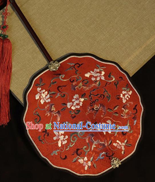 China Embroidered Fan Handmade Red Silk Classical Wedding Palace Fan Traditional Song Dynasty Hanfu Fan