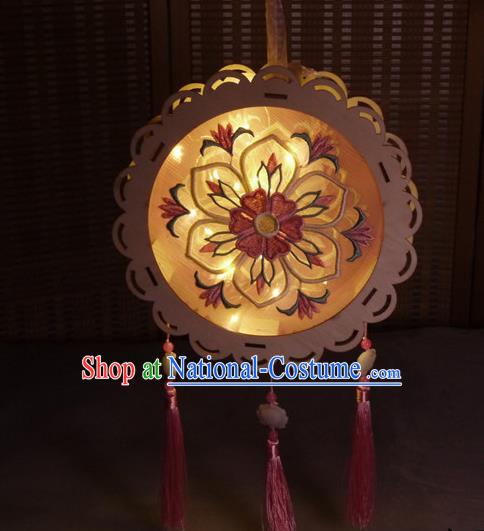 China Embroidered Portable Lantern Embroidery Pink Silk Lamp Handmade Flower Drum Lantern