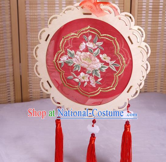 China Embroidery Peony Red Silk Lamp Handmade Flower Drum Lantern Embroidered Portable Lantern