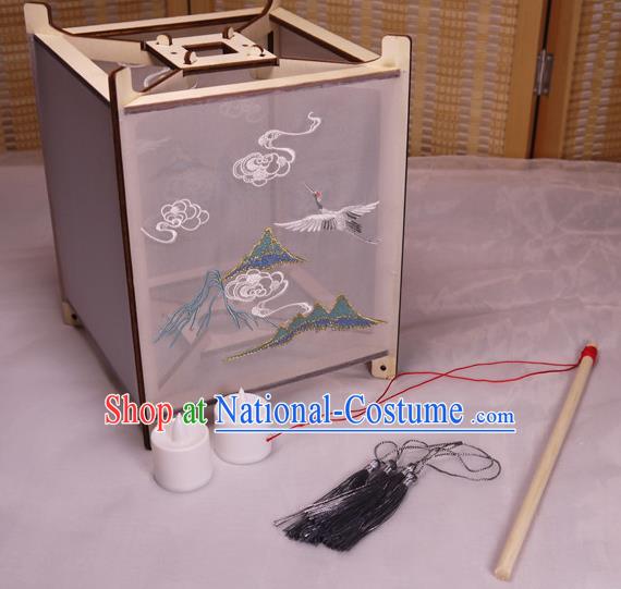 China Traditional New Year Lantern Handmade Embroidered Crane Desk Lamp Classical Palace Lantern