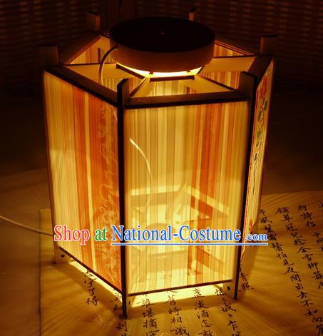 China Classical Hexagon Palace Lantern Traditional Printing Silk Lanterns Handmade Portable Lamp