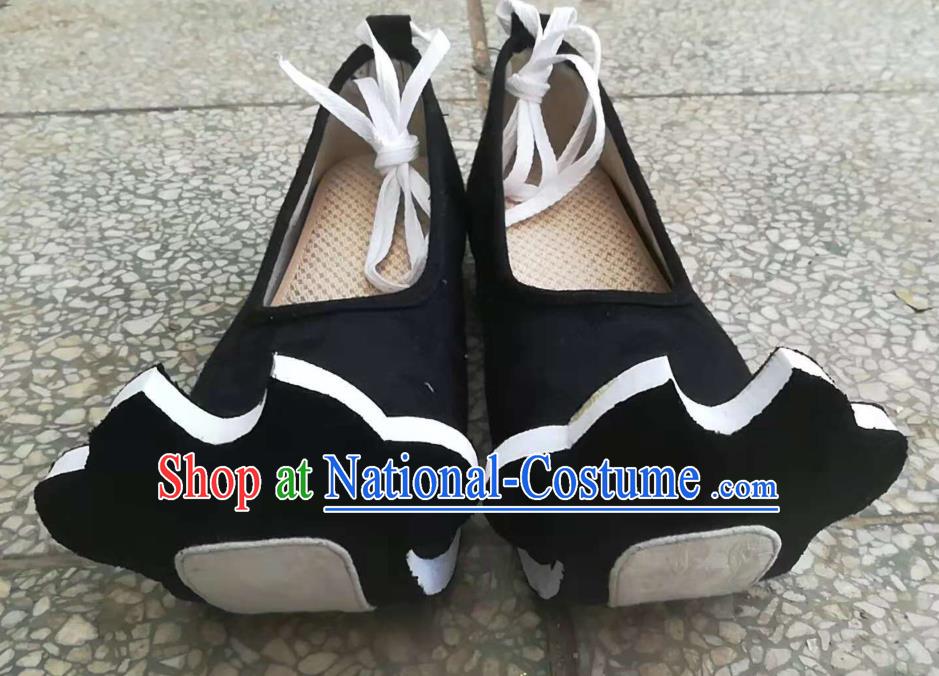 China Traditional Tang Dynasty Princess Shoes Handmade Hanfu Shoes Ancient Empress Black Cloth Shoes