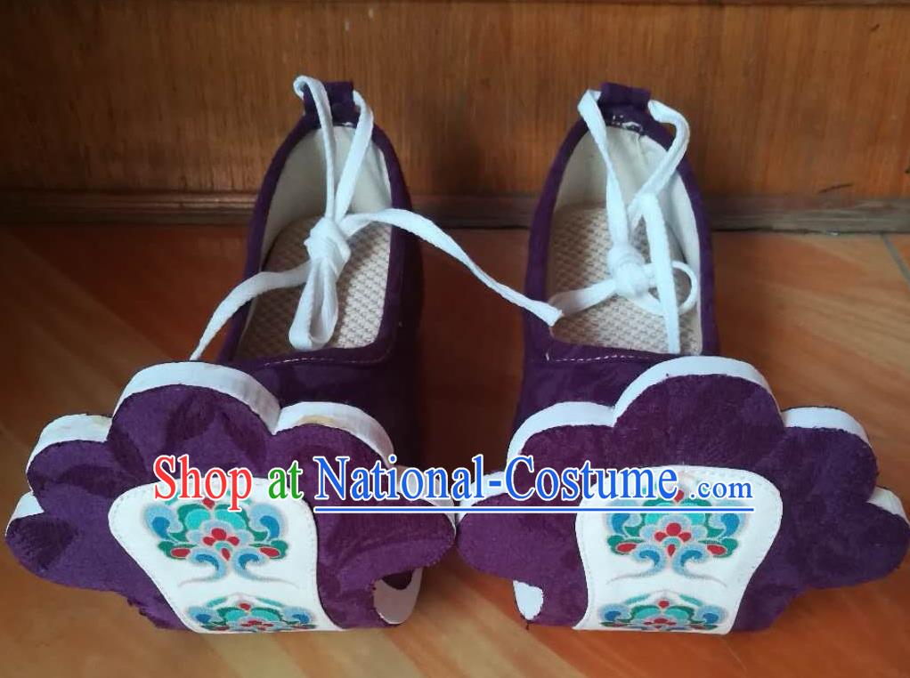 China Ancient Princess Lotus Shoes Traditional Tang Dynasty Hanfu Shoes Handmade Purple Cloth Shoes