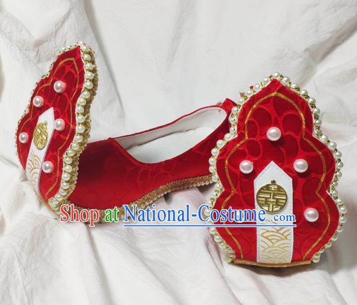 China Classical Red Brocade Shoes Hanfu Pearls Shoes Traditional Song Dynasty Wedding Shoes