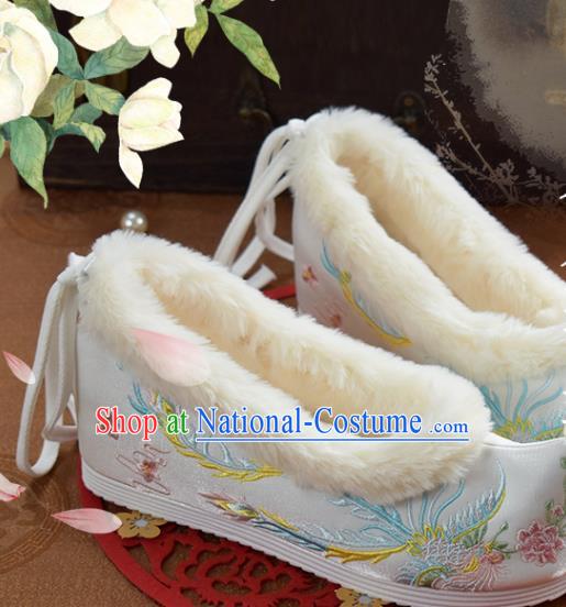 China National Embroidered Phoenix White Cloth Shoes Traditional Hanfu Shoes Winter Shoes