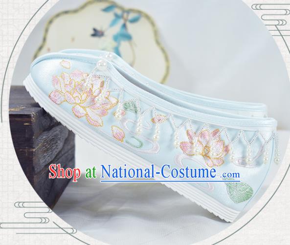 China Women Hanfu Shoes National Embroidered Lotus Shoes Light Blue Cloth Shoes Traditional Beads Tassel Shoes